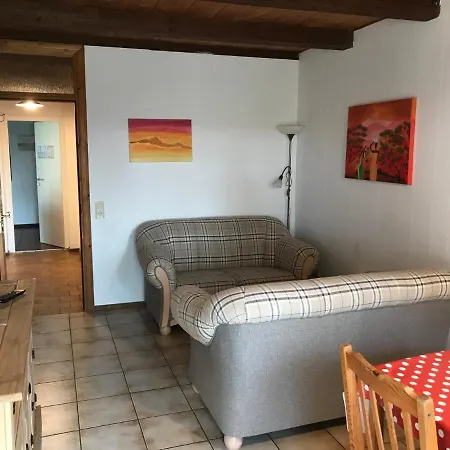 Achtern Diek Apartment Thalingburen