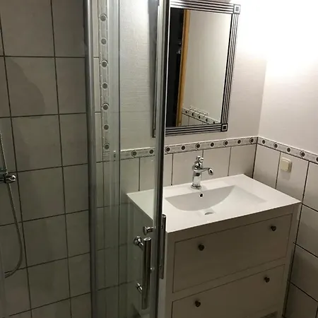 Achtern Diek * Thalingburen