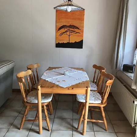 Achtern Diek * Thalingburen