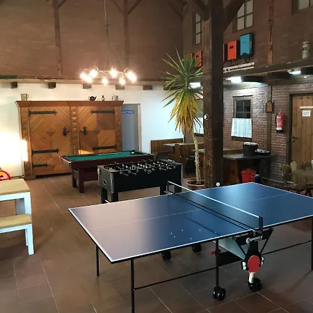 Achtern Diek Apartment Thalingburen