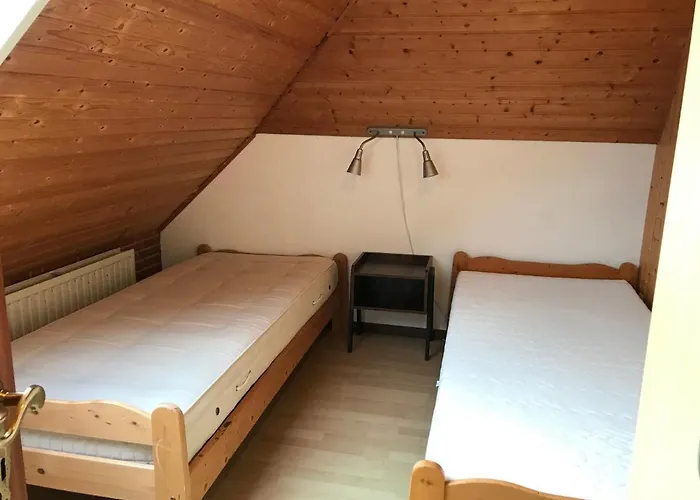 Achtern Diek Thalingburen